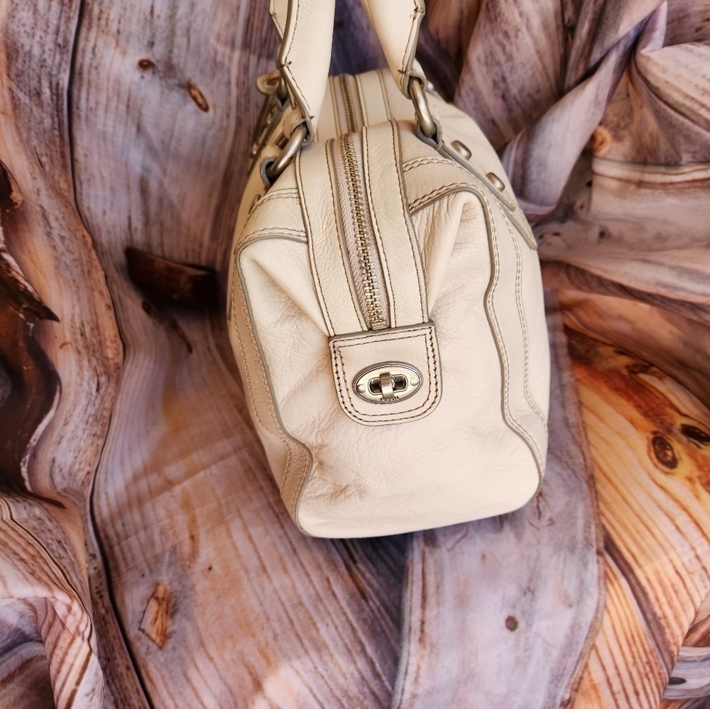Fossil Bag - Picture 9 of 15